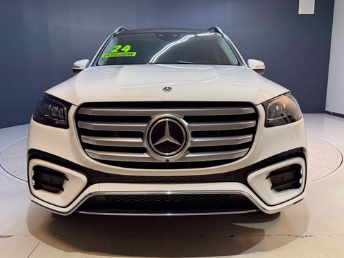 Used 2024 Mercedes-Benz GLS 450 4MATIC image 6
