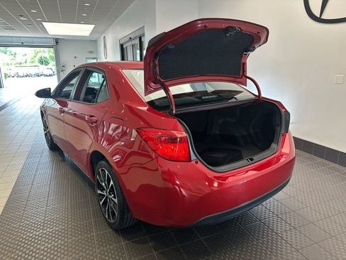 Used 2017 Toyota Corolla SE w/ Carpet Mat Package (TMS) FWD image 22