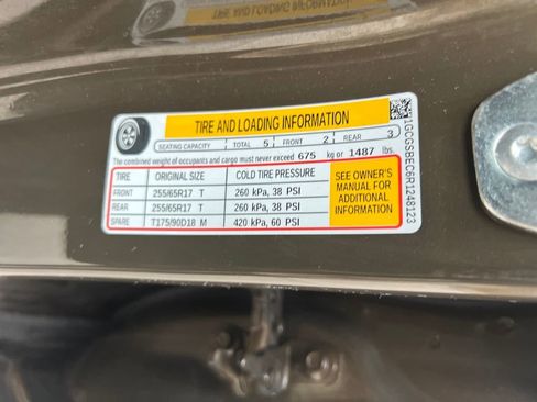 Used 2024 Chevrolet Colorado W/T image 30