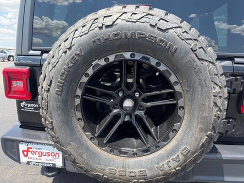 Used 2018 Jeep Wrangler Unlimited Sport S AWD/4WD image 20
