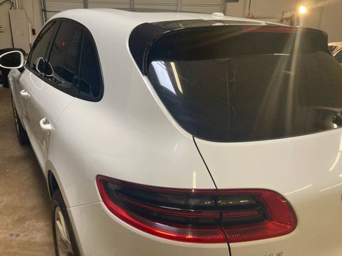 Used 2017 Porsche Macan AWD/4WD image 18