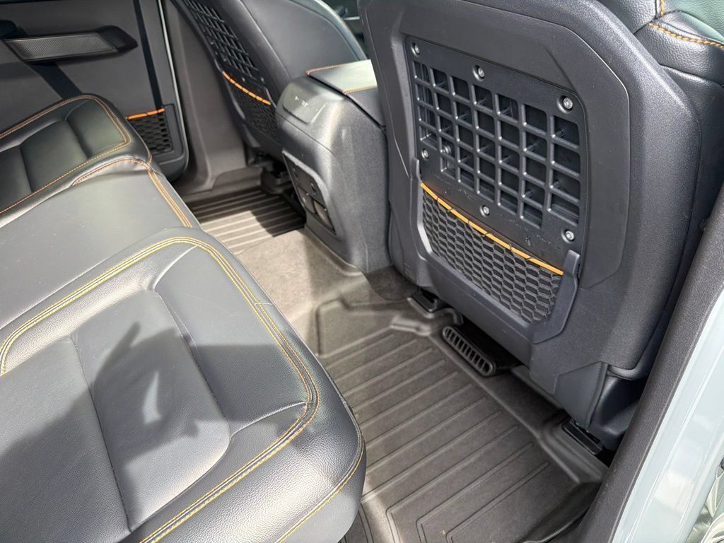Used 2024 Ford Bronco Badlands AWD/4WD image 24