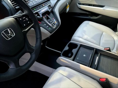 New 2026 Honda Odyssey EX-L image 14