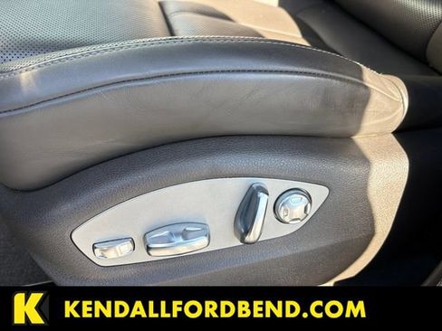 Used 2021 Porsche Macan S AWD/4WD image 25