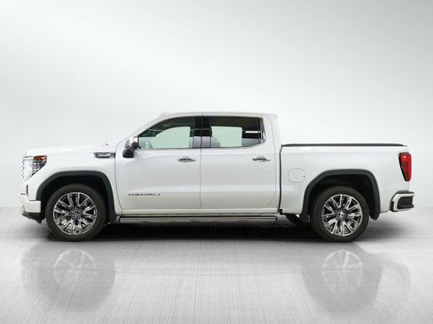 Used 2023 GMC Sierra 1500 Denali w/ Denali Reserve Package AWD/4WD image 2