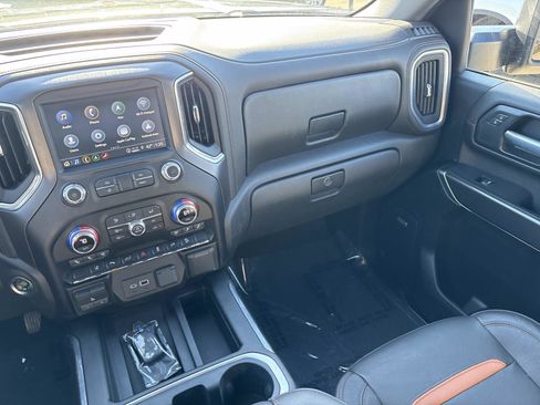 Certified 2021 GMC Sierra 2500 AT4 w/ AT4 Premium Plus Package image 28