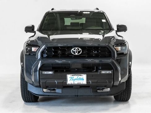 Used 2025 Toyota 4Runner TRD Off-Road Premium AWD/4WD image 5