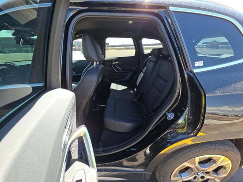 Used 2025 BMW X1 xDrive28i AWD/4WD image 7