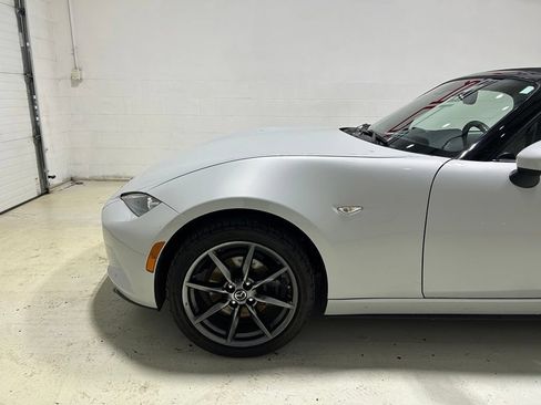 Used 2016 MAZDA MX-5 Miata Grand Touring RWD image 3