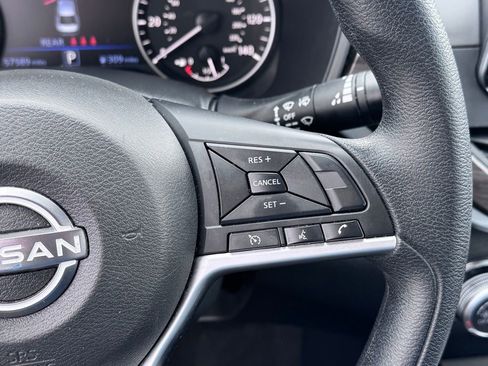 Used 2024 Nissan Altima 2.5 SV image 27