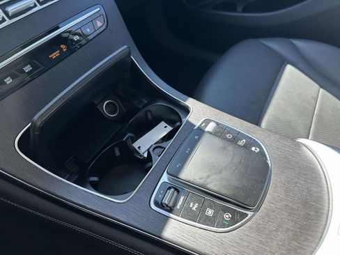 Used 2021 Mercedes-Benz GLC 300 4MATIC w/ Multimedia Package image 26