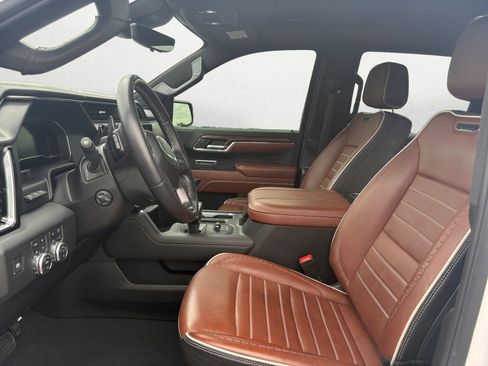 Used 2024 GMC Sierra 1500 Denali Ultimate image 12