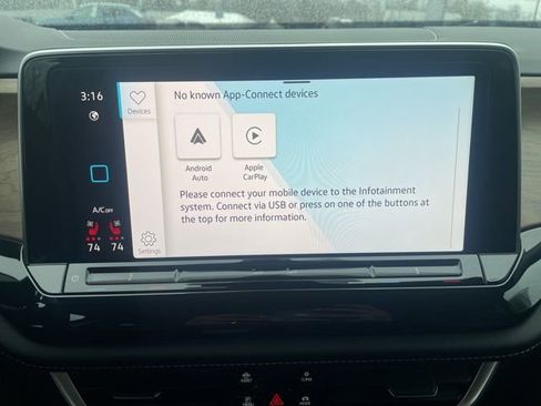 Certified 2026 Volkswagen Atlas SE image 19