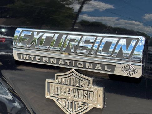 Used 2004 Ford Excursion Limited AWD/4WD image 34