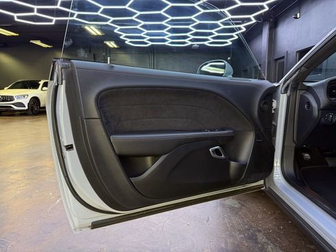 Used 2020 Dodge Challenger R/T Scat Pack RWD image 13