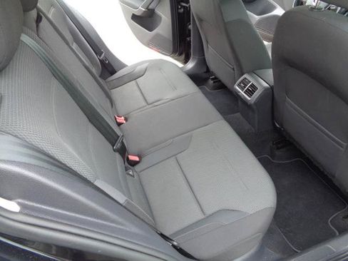 Used 2019 Volkswagen Golf S FWD image 16
