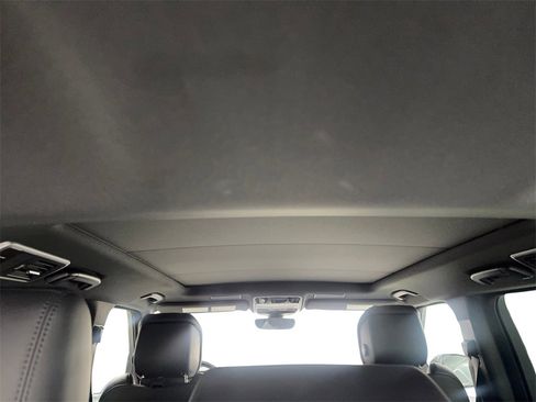 Used 2021 Land Rover Range Rover Sport HSE Silver Edition image 74