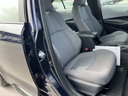 Used 2025 Toyota Corolla SE FWD image 22
