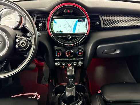 Used 2018 MINI Cooper S FWD image 23