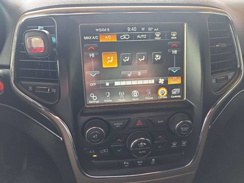 Used 2015 Jeep Grand Cherokee Limited image 19