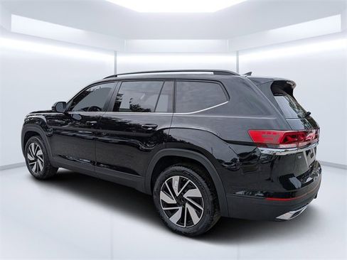 New 2026 Volkswagen Atlas SE image 5