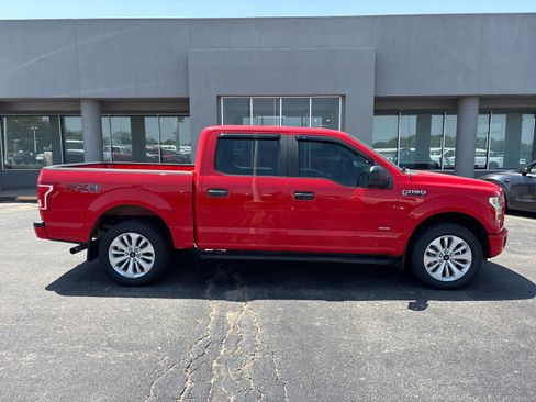 Used 2016 Ford F150 XL w/ Equipment Group 101A Mid AWD/4WD image 3