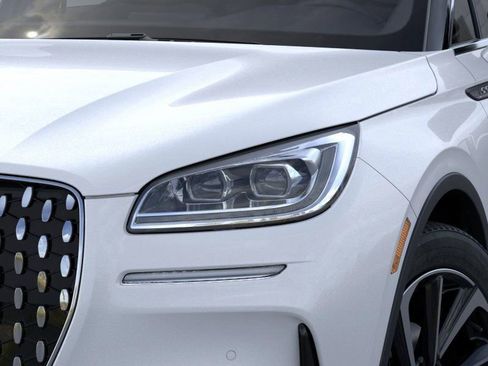 New 2025 Lincoln Corsair Reserve w/ Rear Removable Package Tray image 18