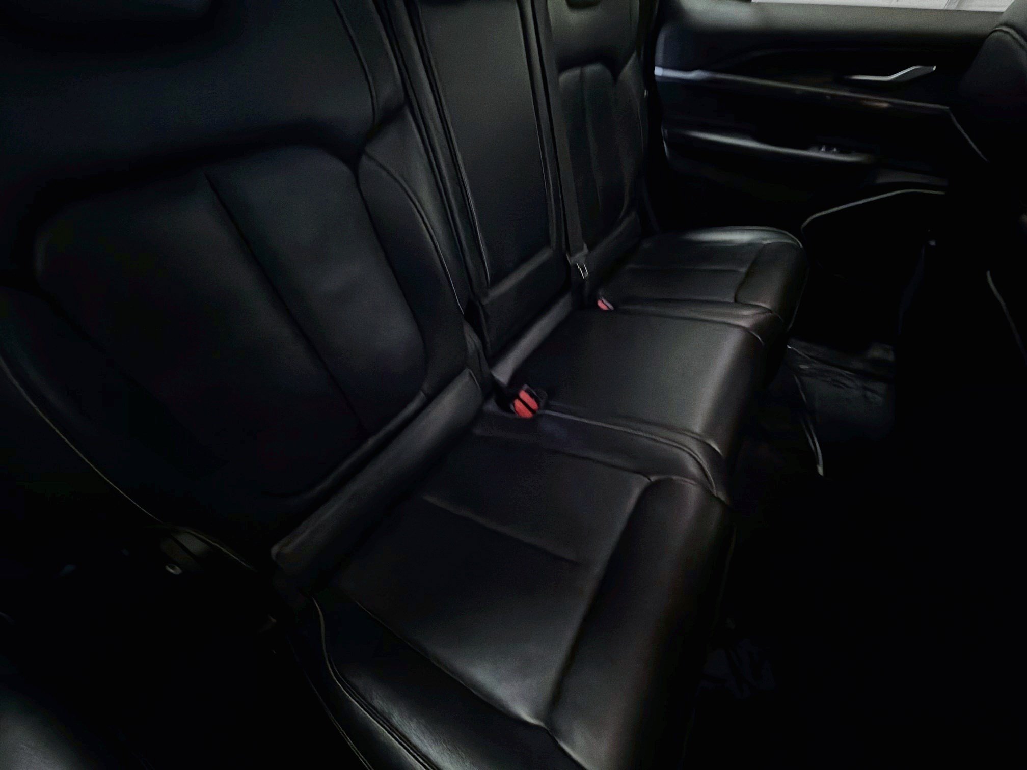 Used 2022 Jeep Grand Cherokee Limited RWD image 14