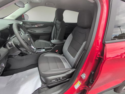 Used 2026 Chevrolet TrailBlazer LT w/ Convenience Package image 19