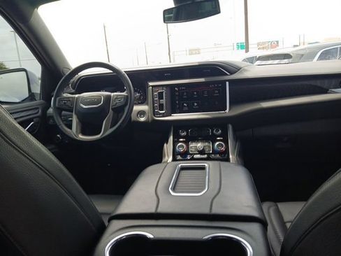 Used 2023 GMC Yukon XL Denali w/ Max Trailering Package AWD/4WD image 16