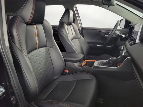 Used 2023 Toyota RAV4 Adventure image 15