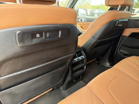 Used 2023 BMW X5 xDrive45e w/ Luxury Seating Package image 21