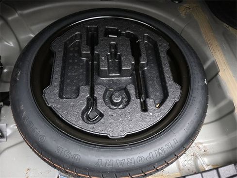 Certified 2024 Nissan Sentra SV image 12