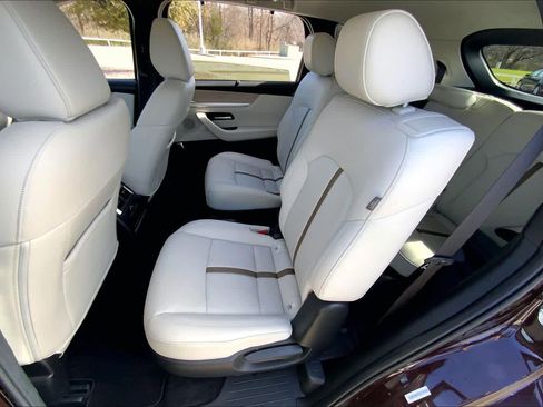 Used 2024 MAZDA CX-90 3.3 Turbo S w/ Premium Package image 21