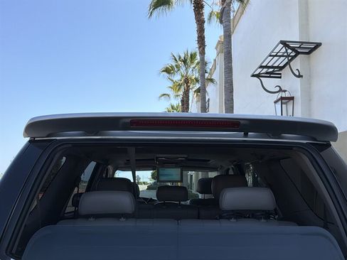 Used 2004 Toyota Sequoia Limited RWD image 22
