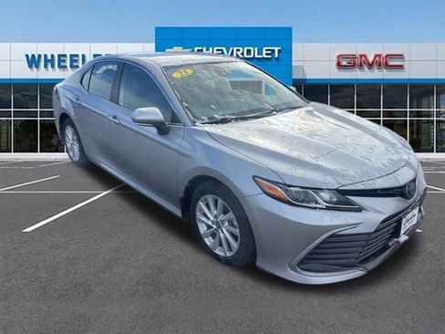 Used 2023 Toyota Camry LE image 7