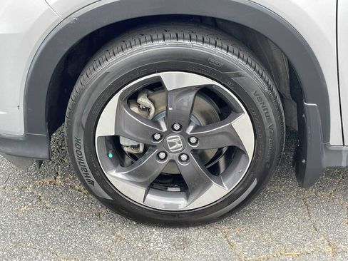 Used 2018 Honda HR-V EX image 7