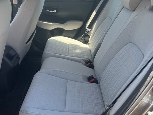 Used 2025 Honda HR-V LX image 9