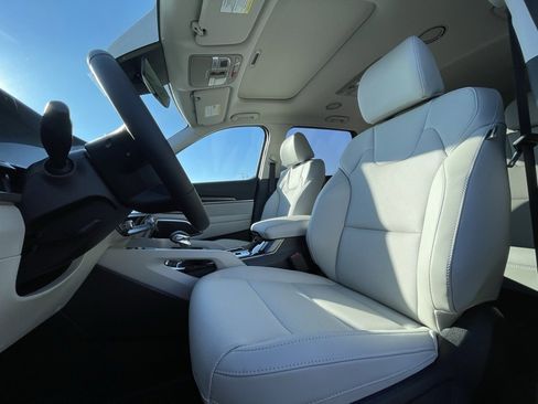 New 2025 Kia Telluride S image 22