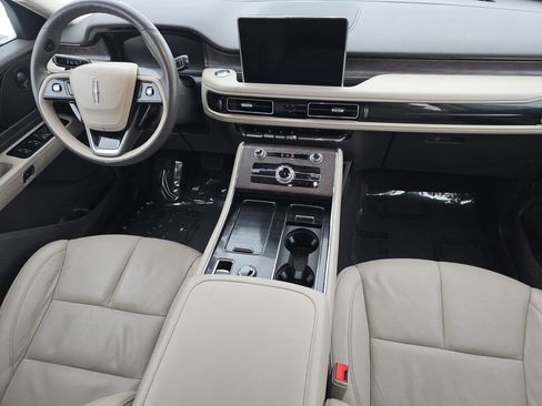 Used 2023 Lincoln Aviator Reserve w/ Elements Package Plus image 23