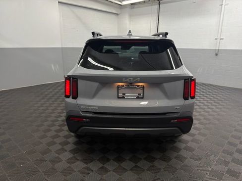 Certified 2023 Kia Sorento X-Line EX AWD/4WD image 6
