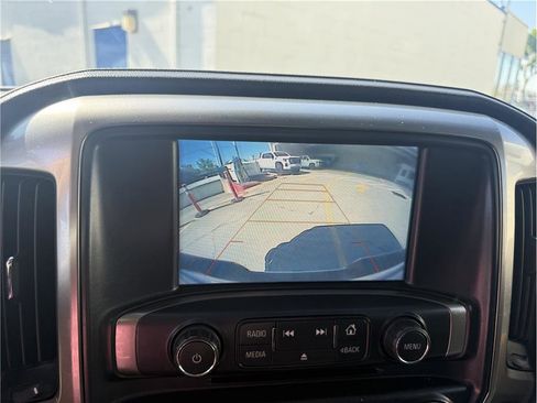Used 2018 Chevrolet Silverado 1500 LTZ AWD/4WD image 30