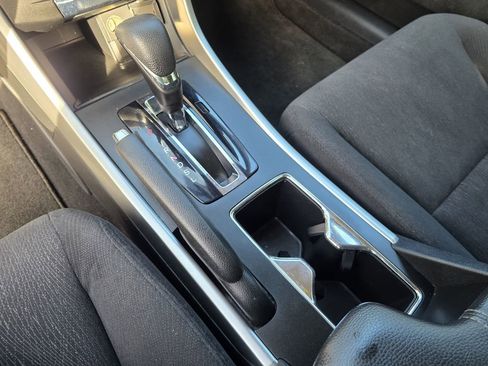 Used 2014 Honda Accord EX image 21
