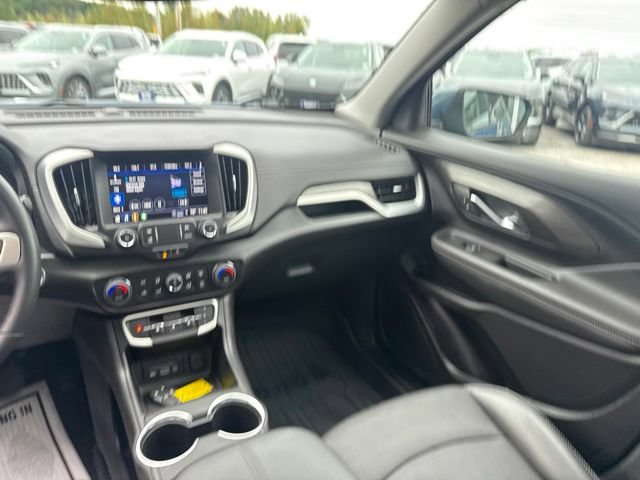 Certified 2024 GMC Terrain SLT w/ LPO, Floor Liner Package AWD/4WD image 26