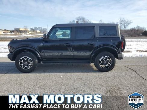 Used 2025 Ford Bronco Outer Banks image 9