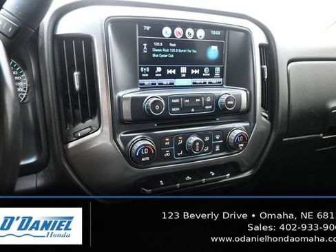 Used 2017 Chevrolet Silverado 1500 LT w/ All Star Edition AWD/4WD image 30