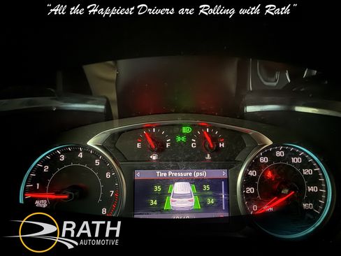 Used 2023 Chevrolet Traverse LT image 16