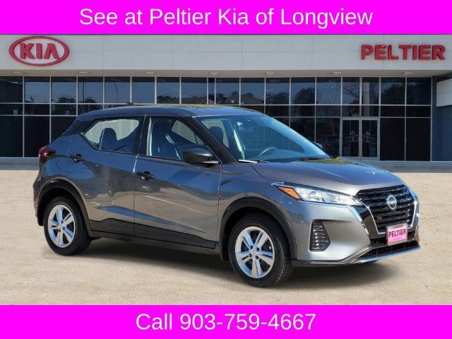 Used 2025 Nissan Kicks Play S FWD image 1