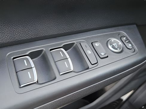 Certified 2024 Honda CR-V EX-L image 33