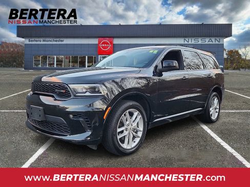 Used 2025 Dodge Durango GT image 1